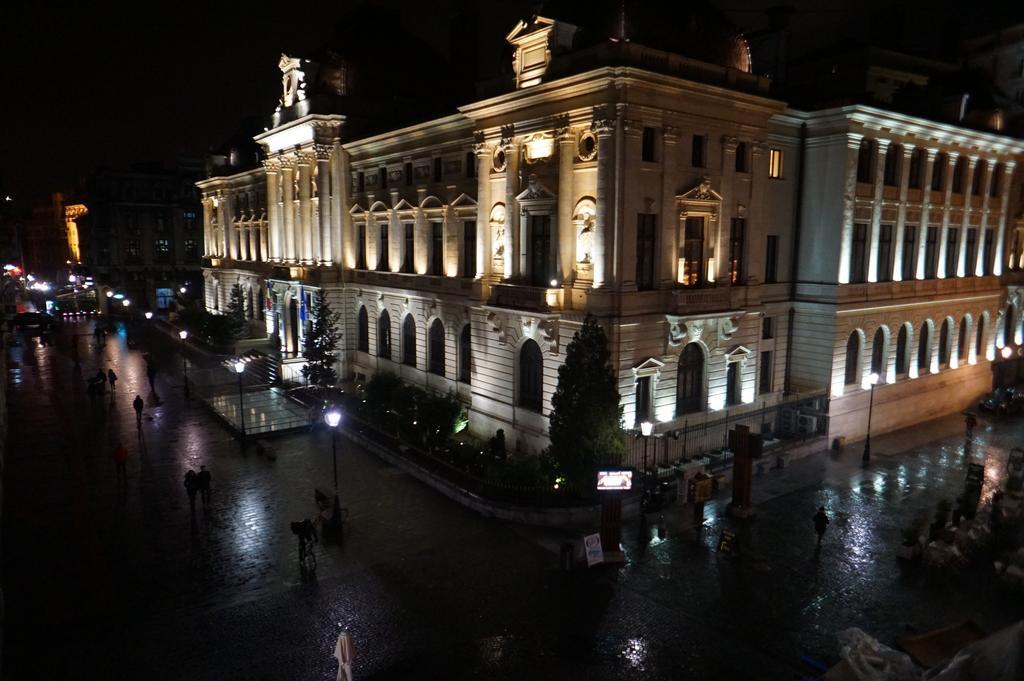 Color Apartments Downtown Bucarest Esterno foto